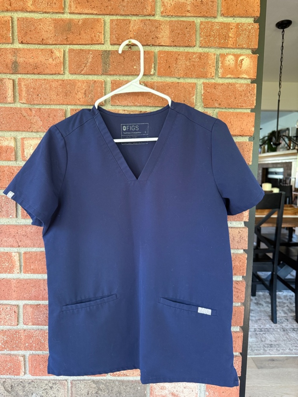 FIGS Navy V-Neck Scrub Top